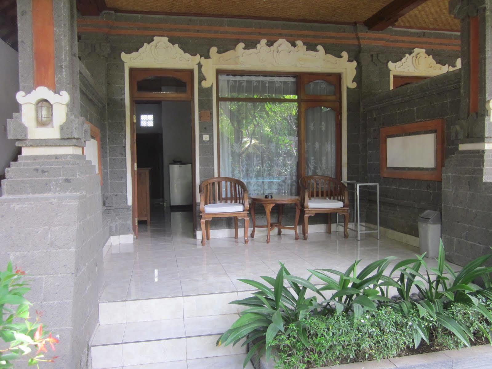 Pondok Narita Apartamento Sanur Exterior foto
